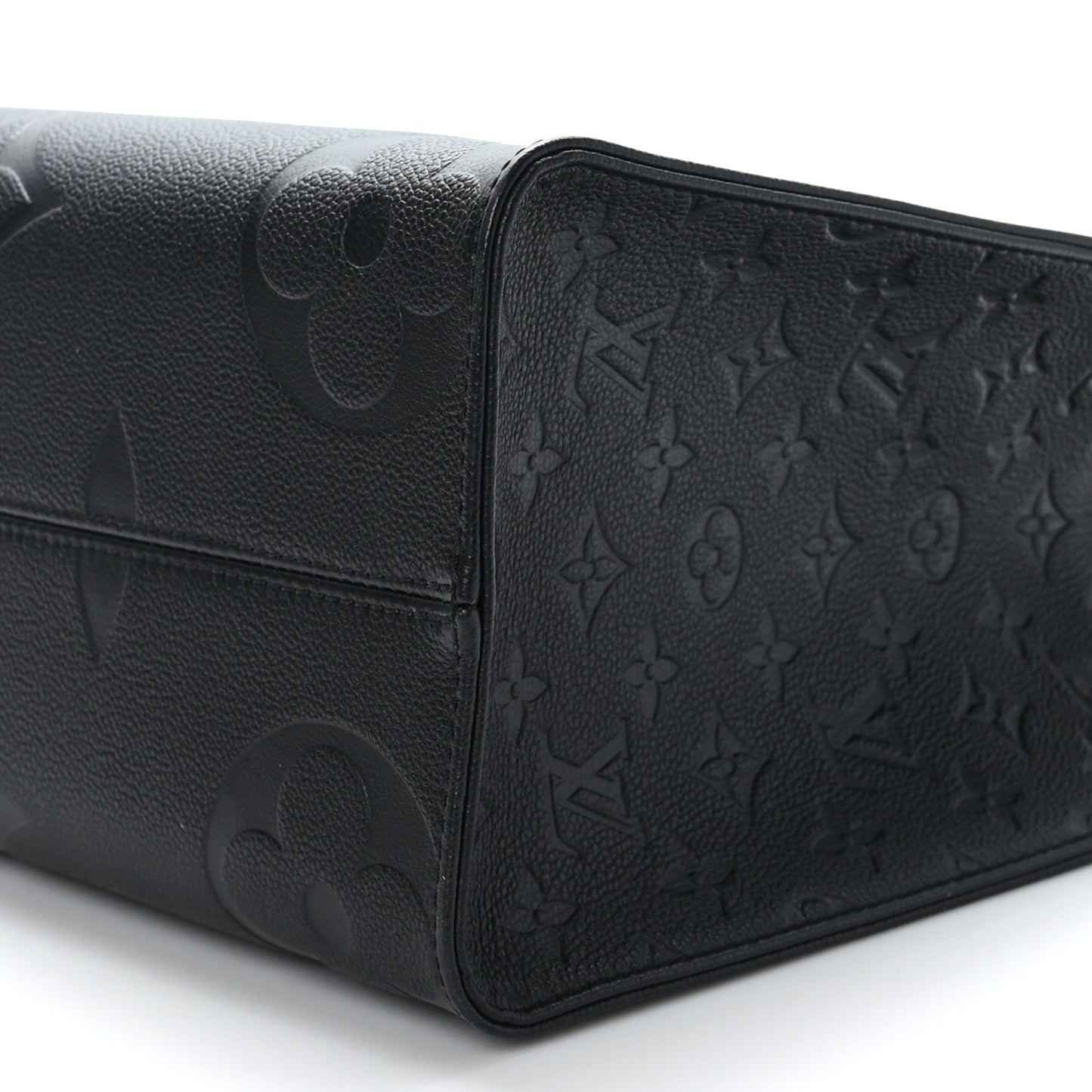 Empreinte Monogram Giant Onthego MM Black