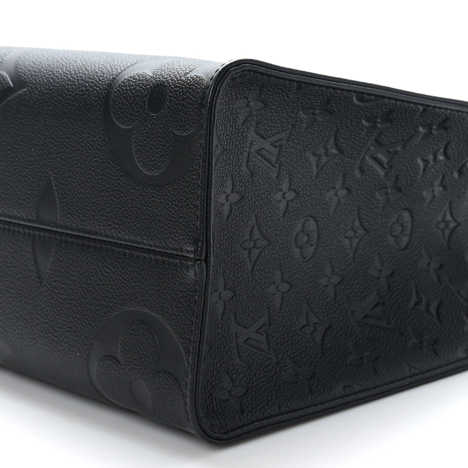 Louis Vuitton Empreinte Monogram Giant Onthego MM Black 8 of 8