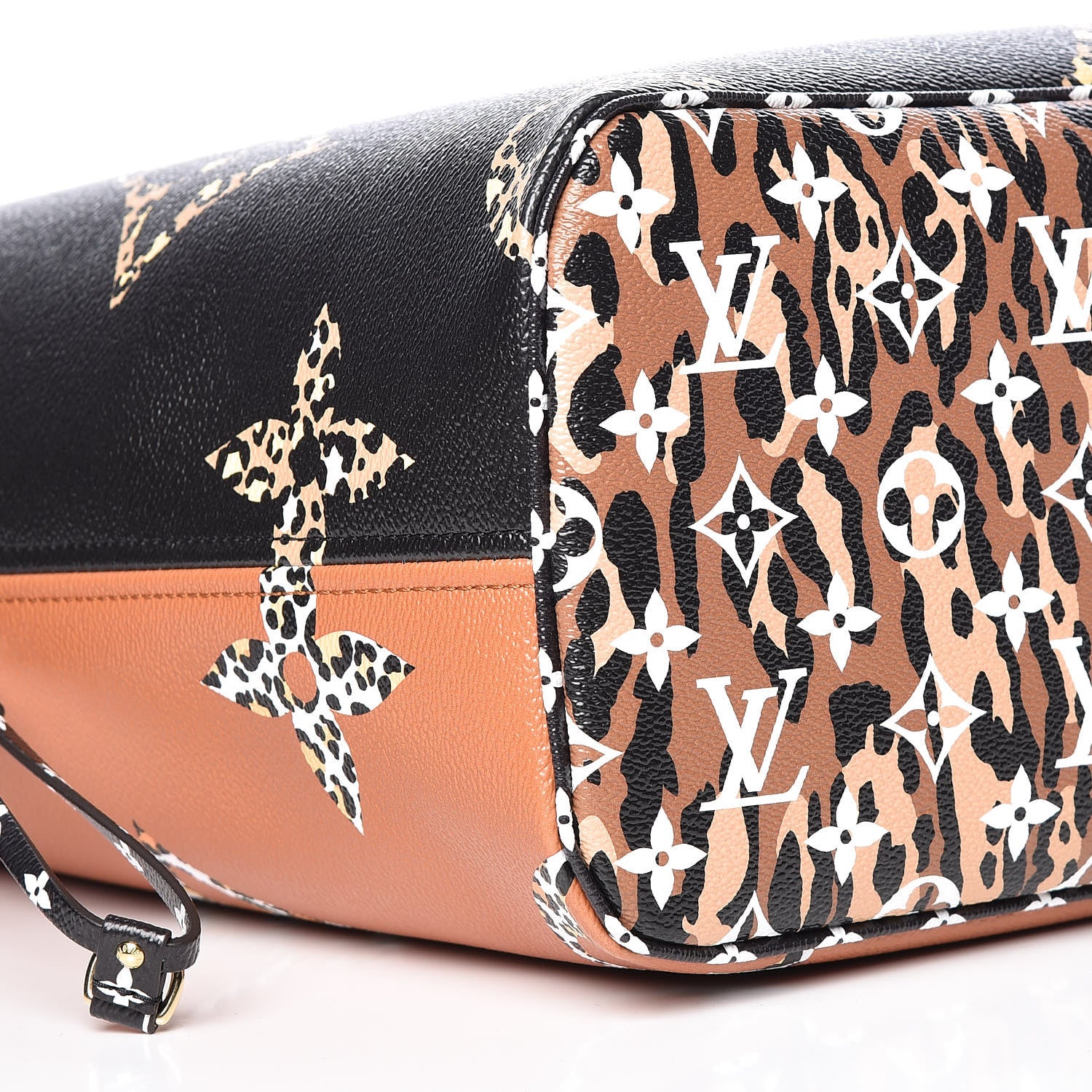 Louis Vuitton Monogram Giant Jungle Neverfull MM Black 8 of 9