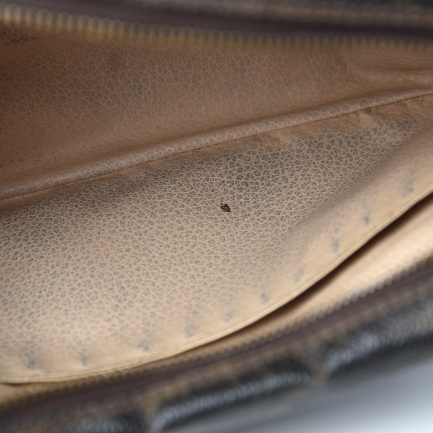 Louis Vuitton Monogram Trousse Toilette 23 8 of 11