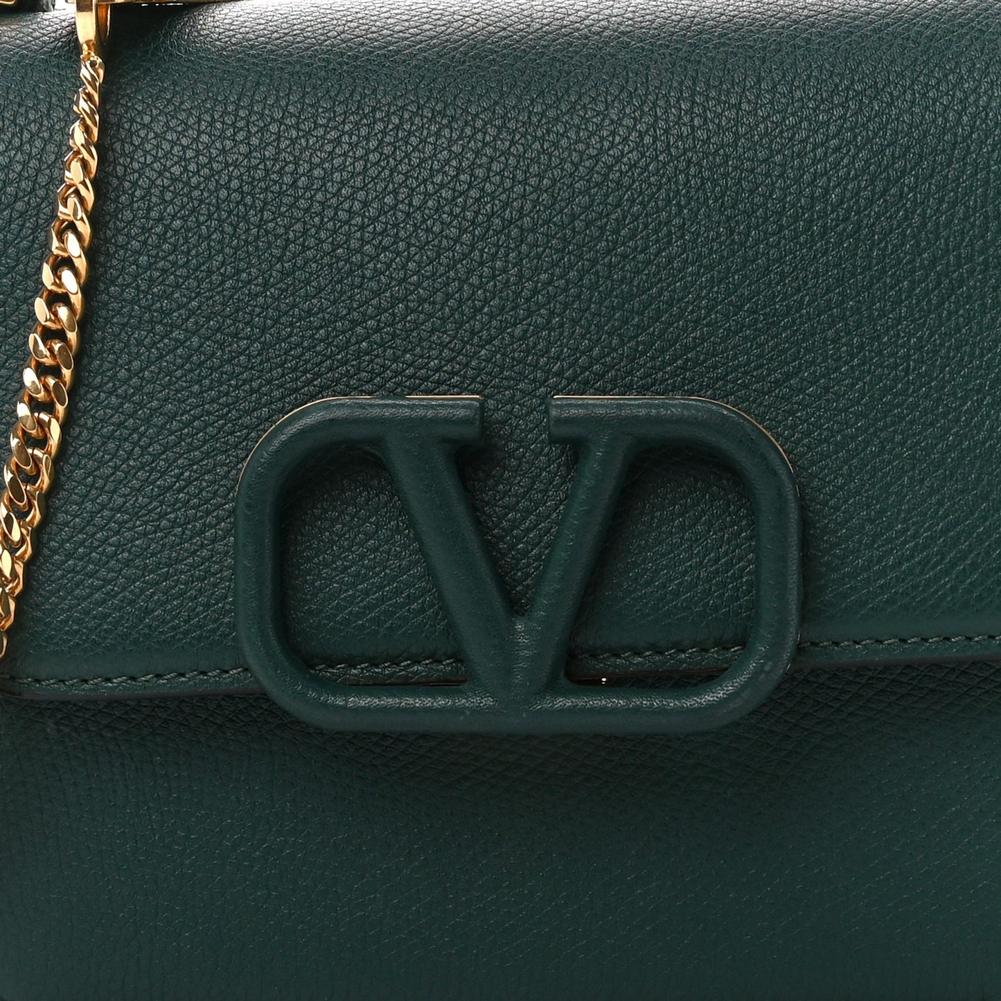 Grainy Calfskin Small VSling Shoulder Bag English Green