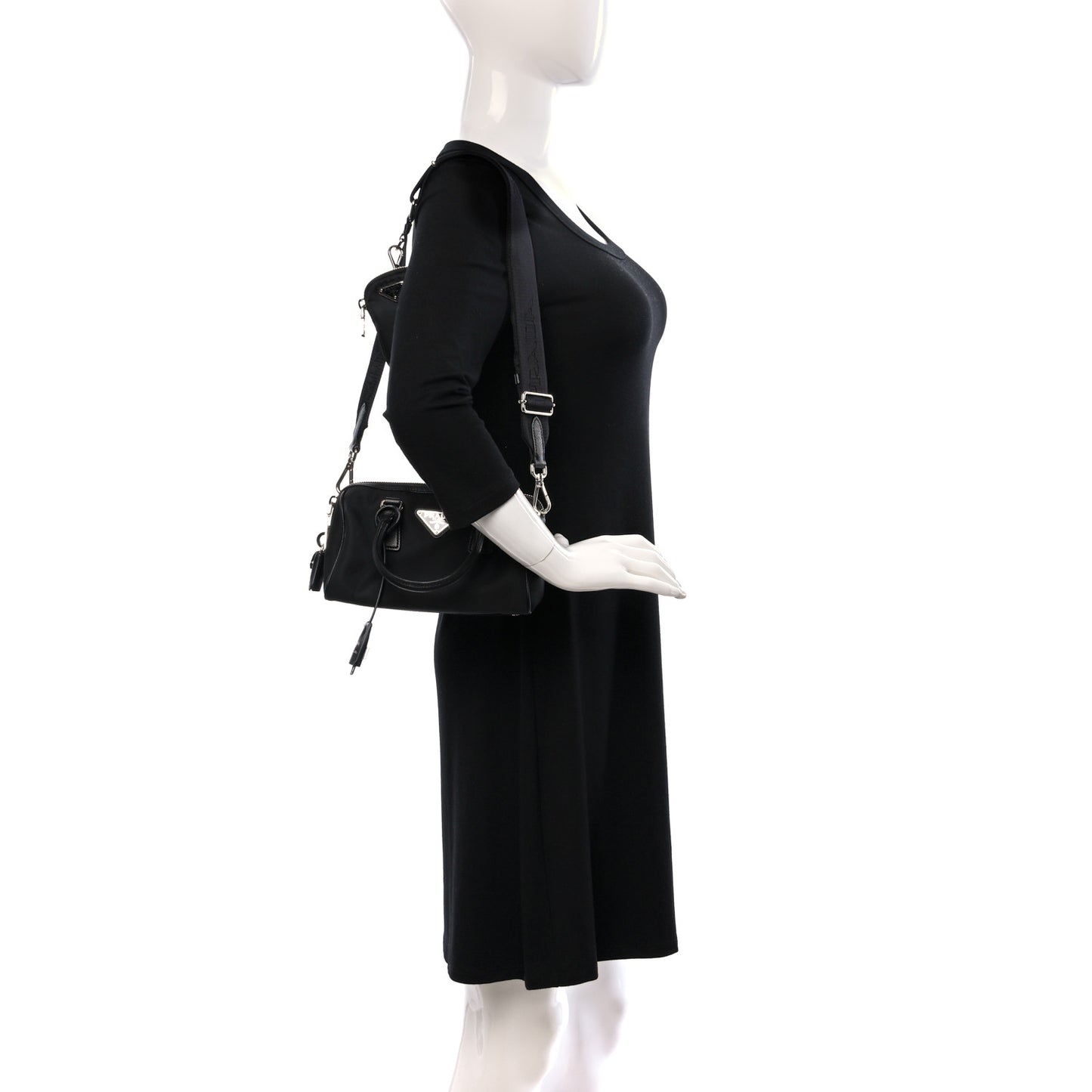 Nylon Saffiano Re-Edition 2005 Top Handle Crossbody Bag Black