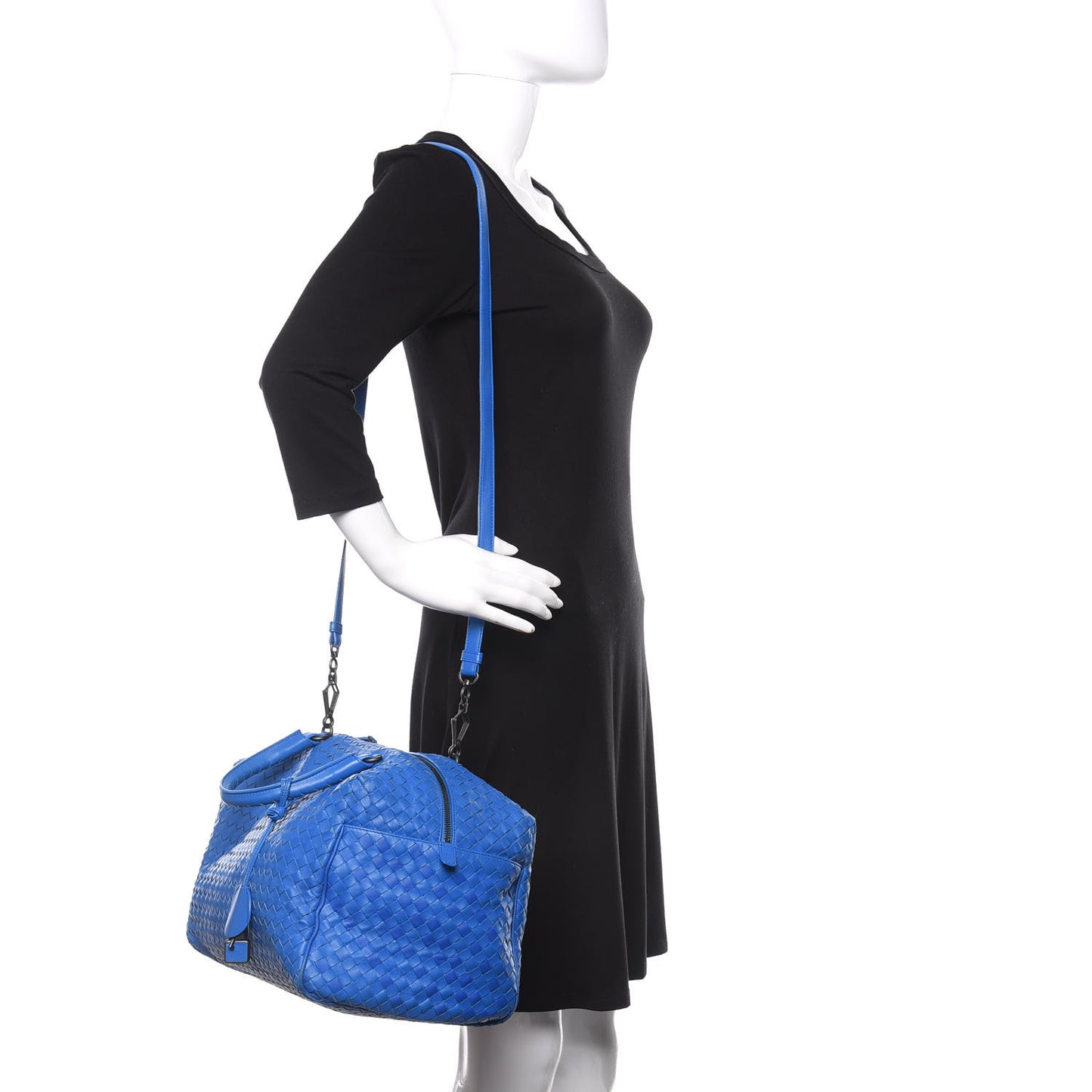 Nappa Intrecciato Boston Signal Blue