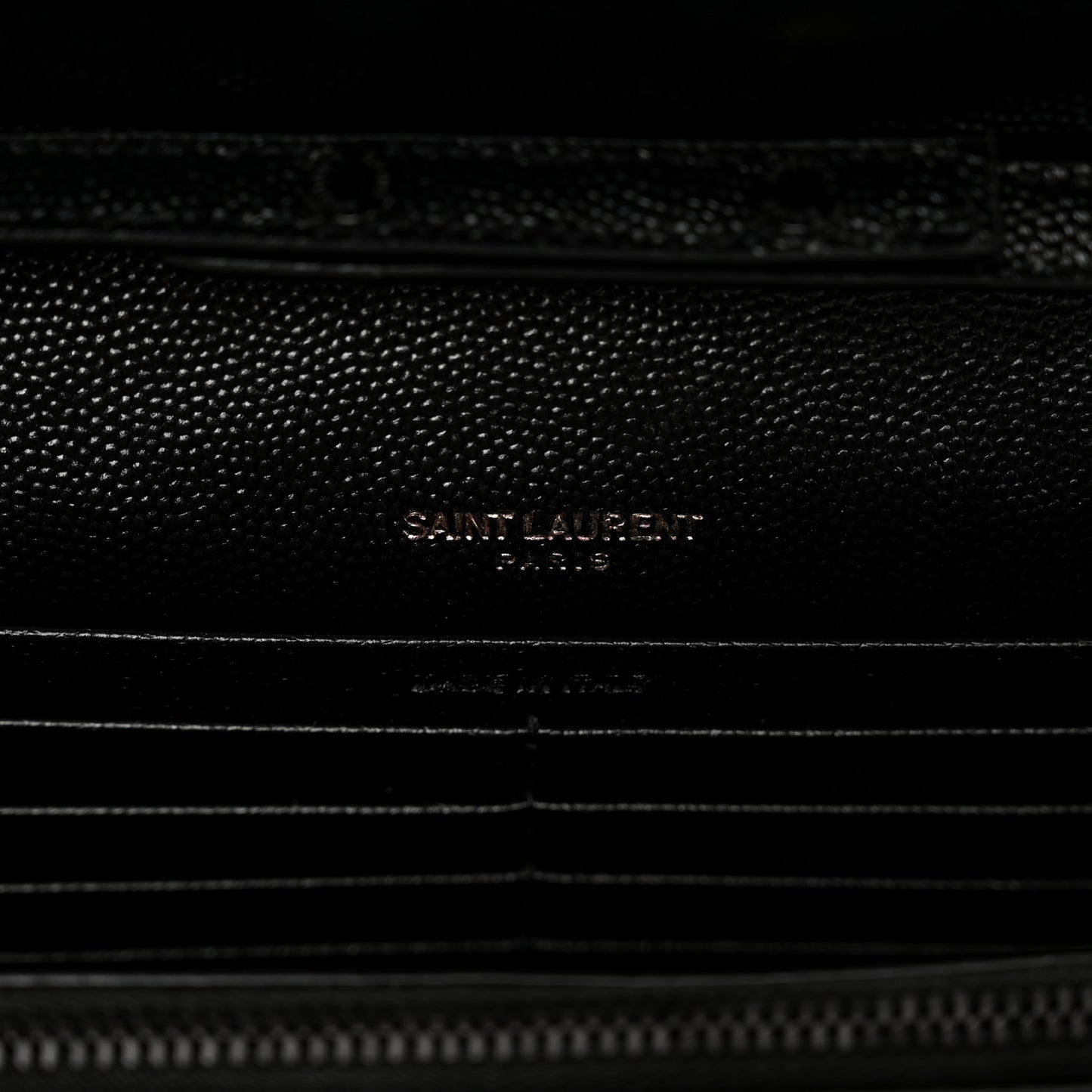 Grain De Poudre Matelasse Chevron Monogram Monochrome Chain Wallet Black