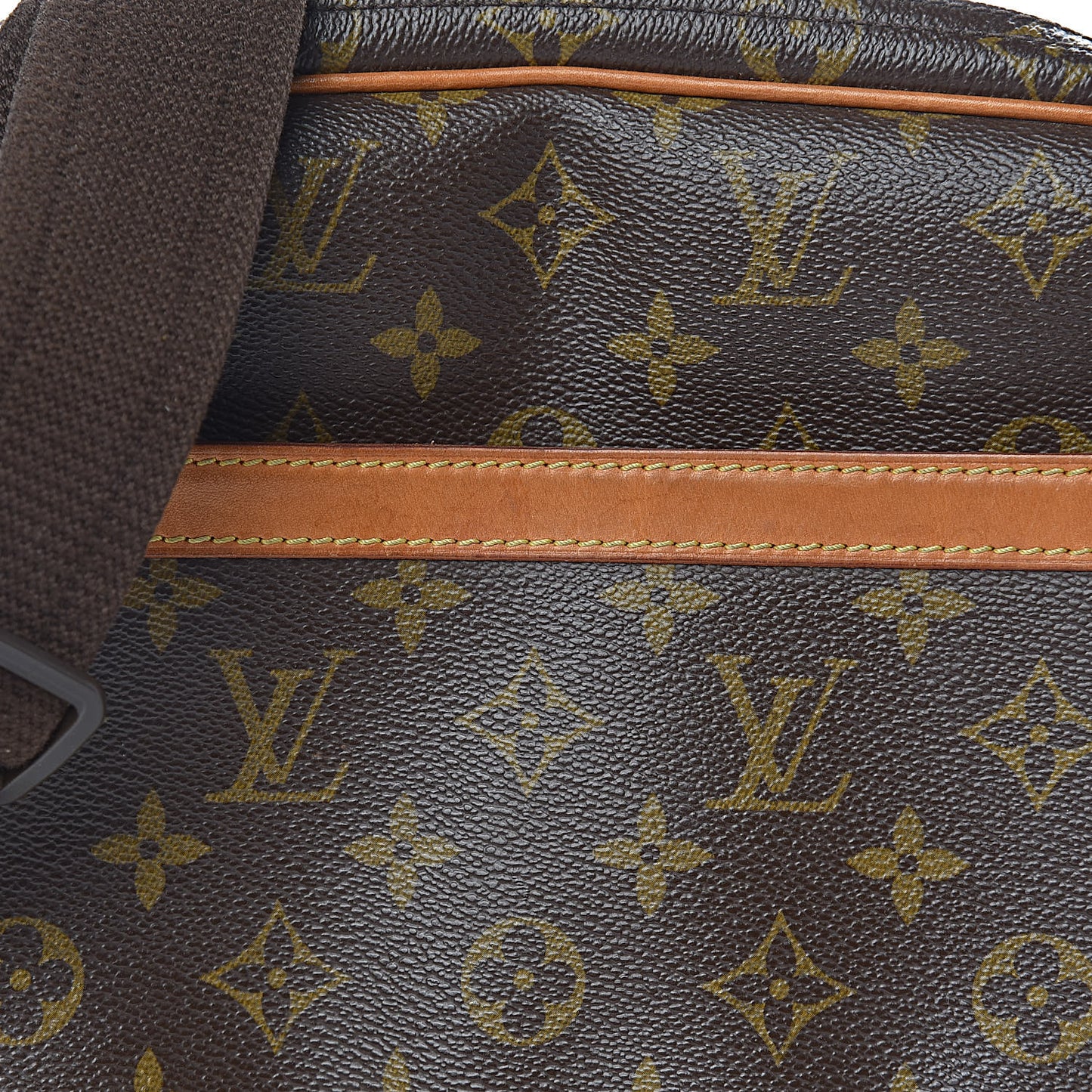 Monogram Reporter PM