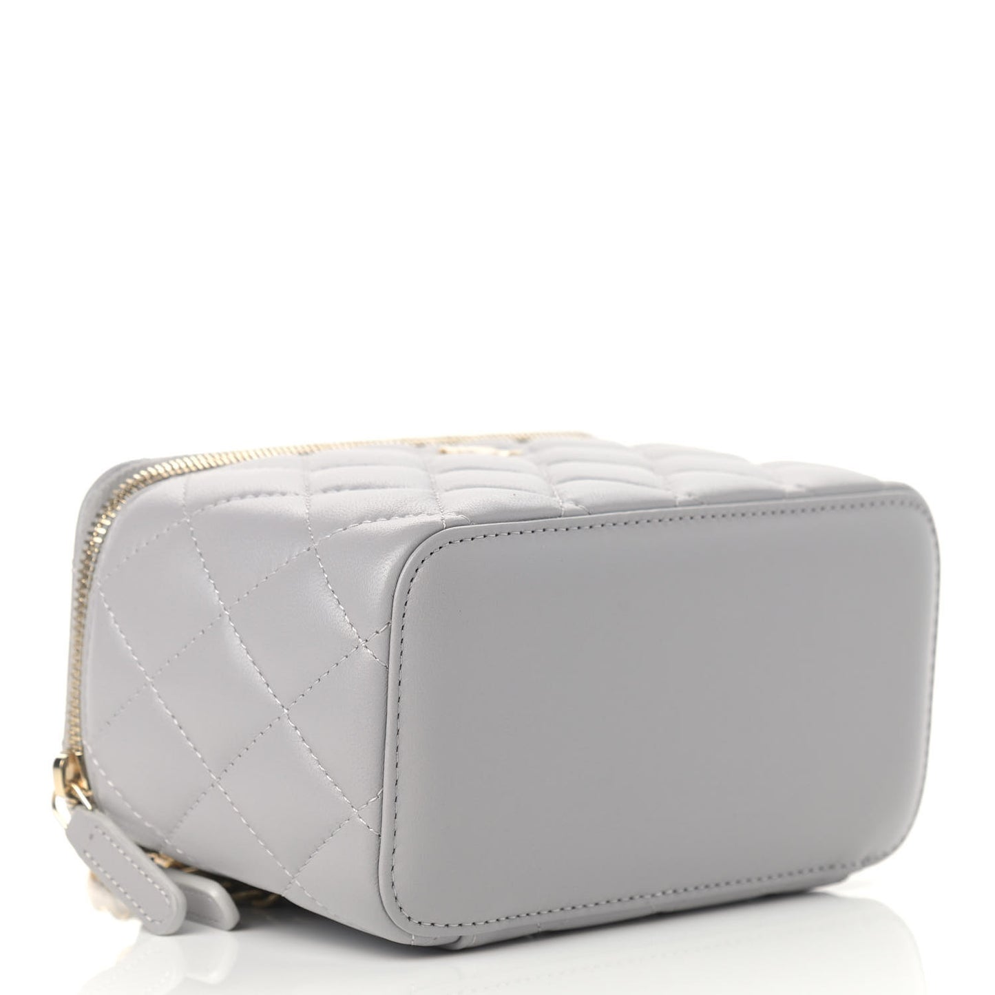 Lambskin Quilted Small Pearl Crush Vanity Case With Chain Grey