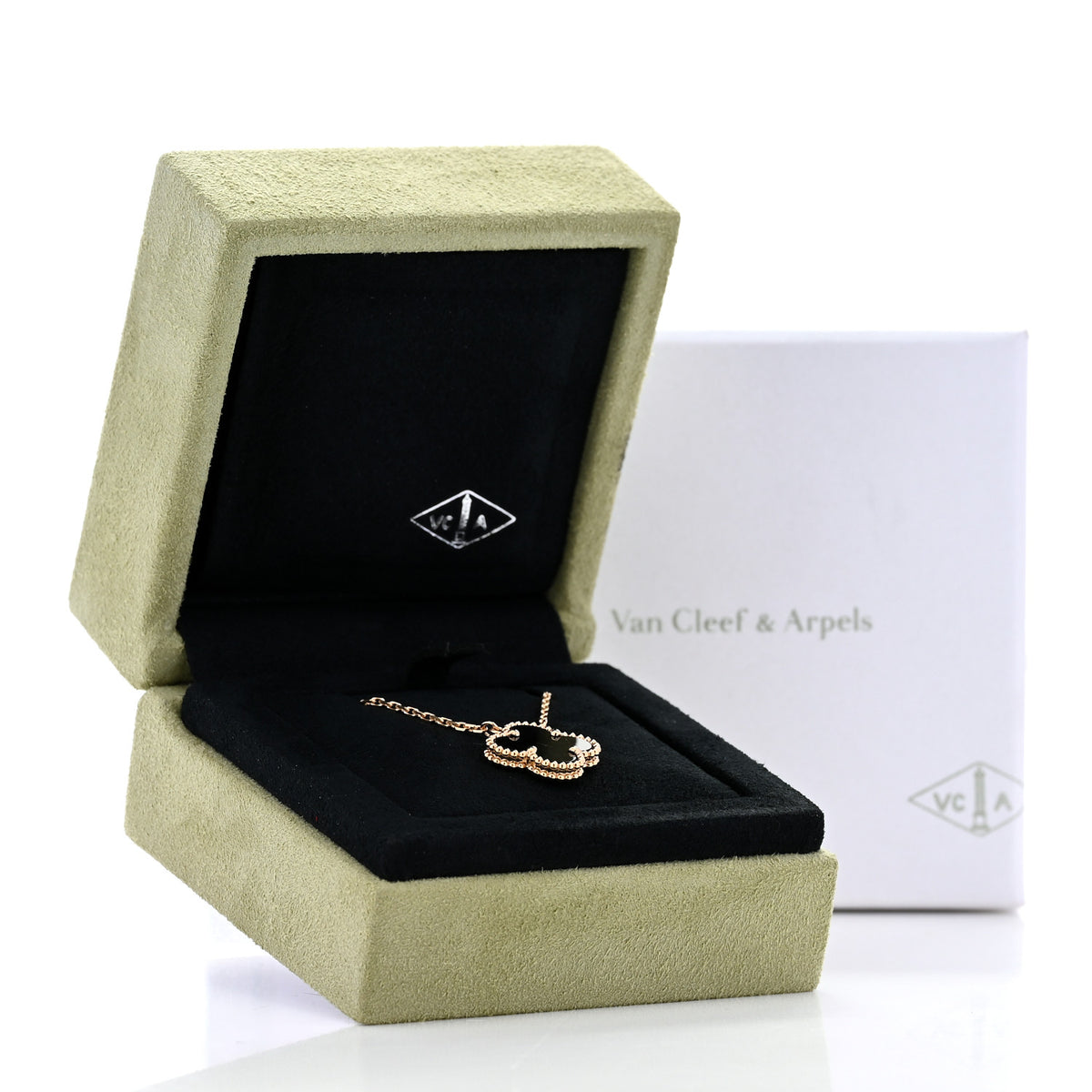 18K Yellow Gold Black Onyx Vintage Alhambra Pendant Necklace
