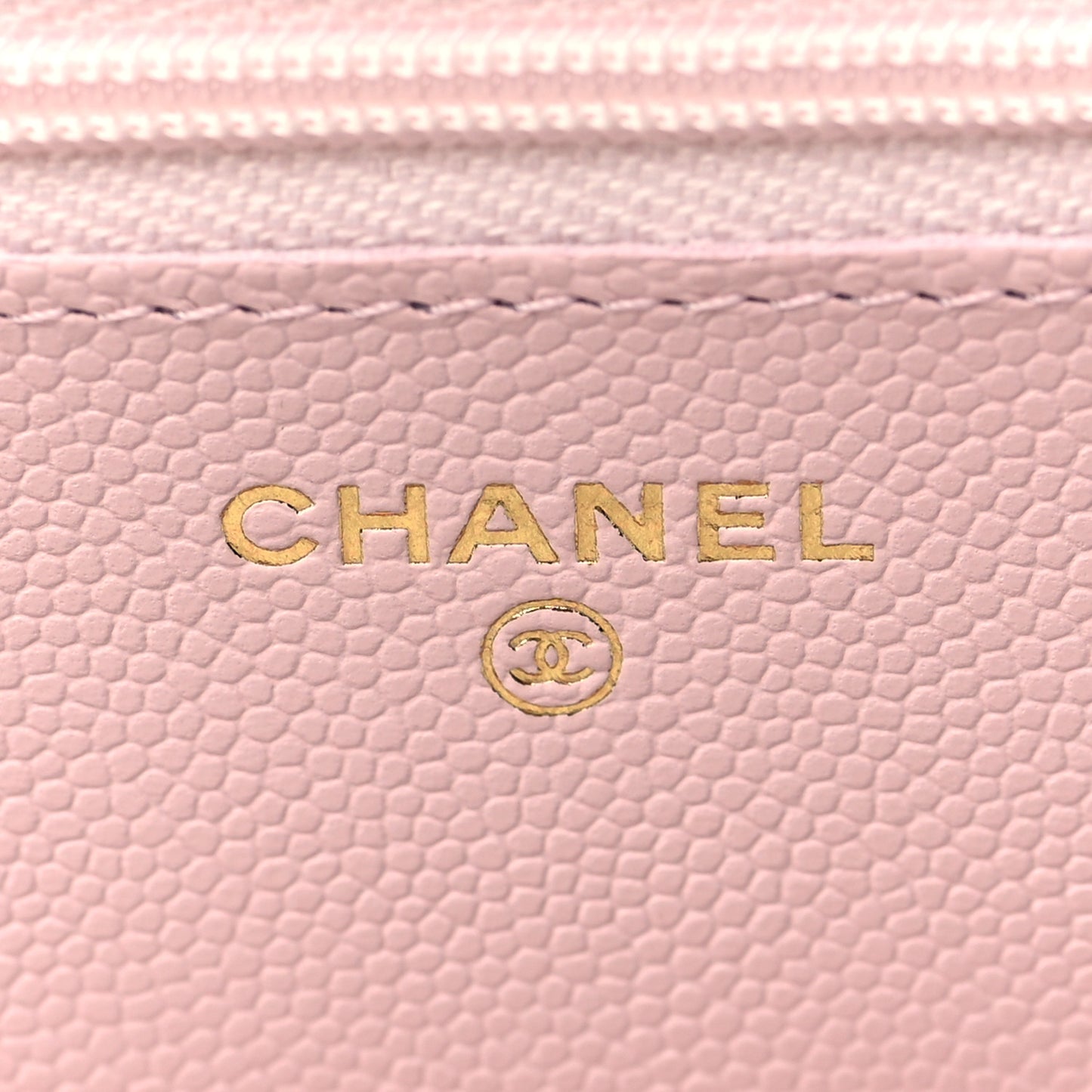 Caviar Quilted Wallet On Chain WOC Light Pink