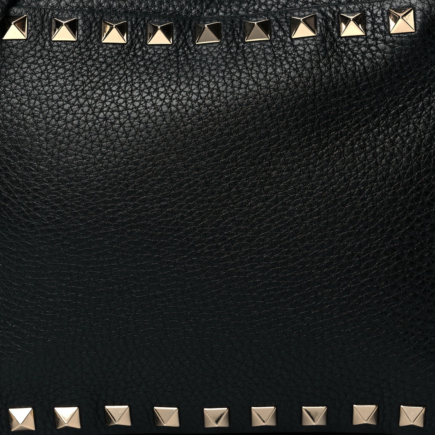 Pebbled Calfskin Rockstud Camera Crossbody Bag Black