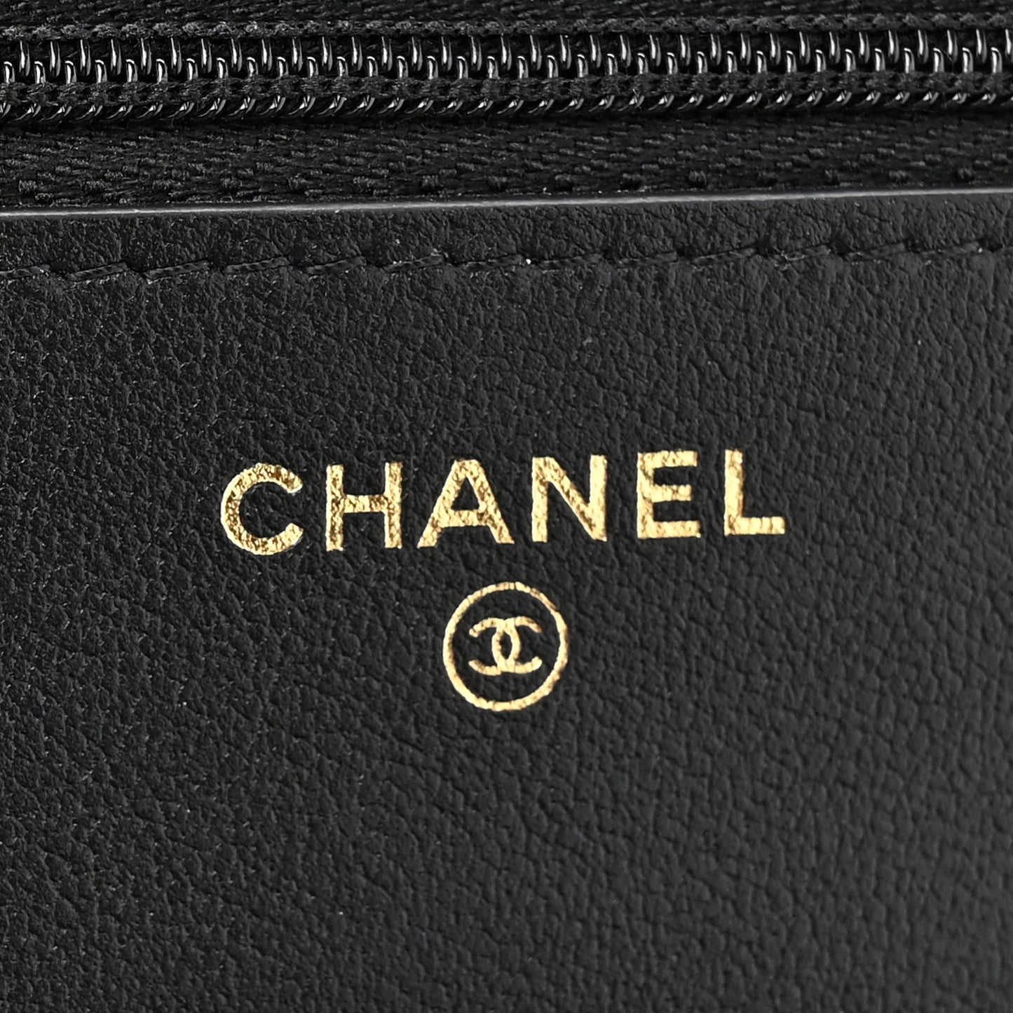 Caviar Quilted Sweetheart Wallet On Chain WOC Black