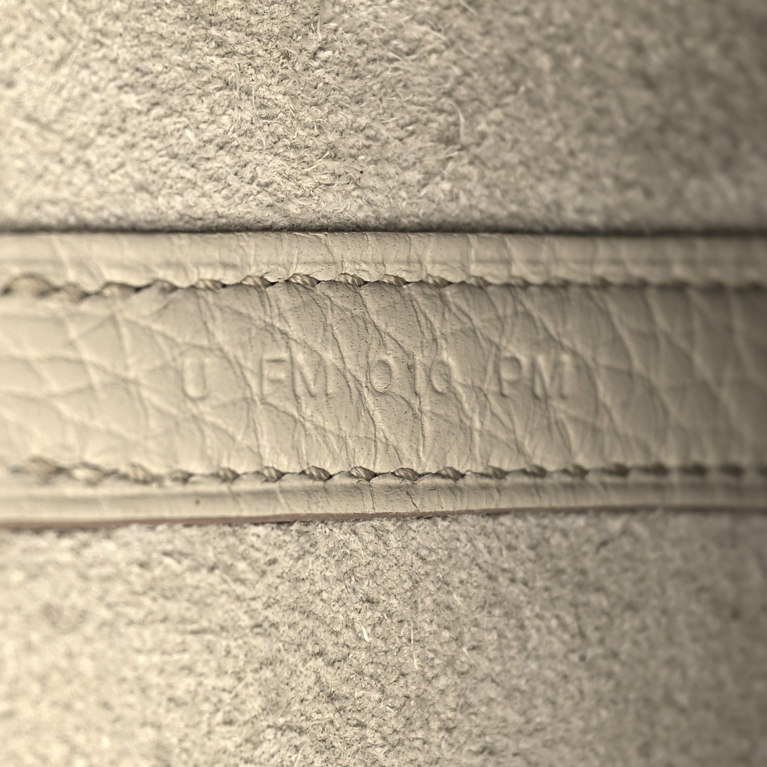 Hermes Taurillon Clemence Picotin Lock 18 PM Beton 7 of 10
