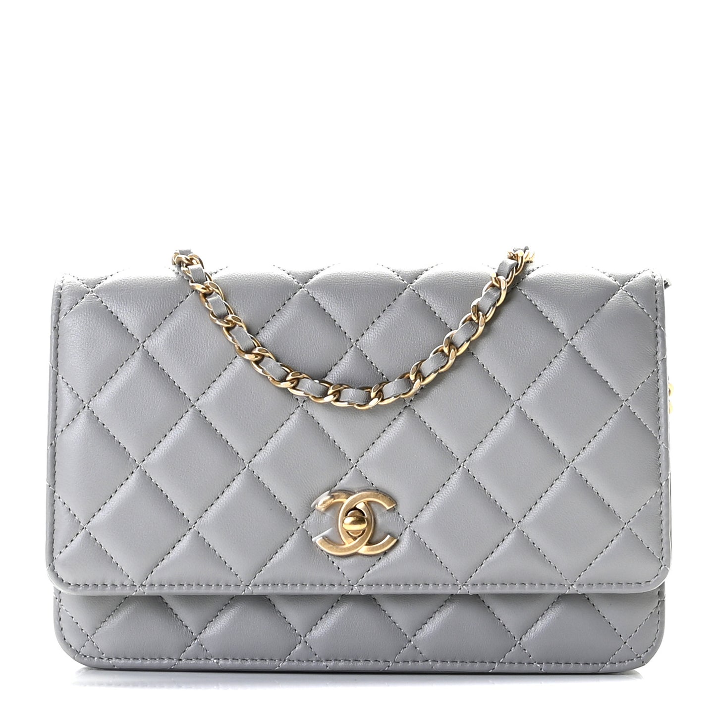Lambskin Quilted CC Pearl Crush Wallet on Chain WOC Grey