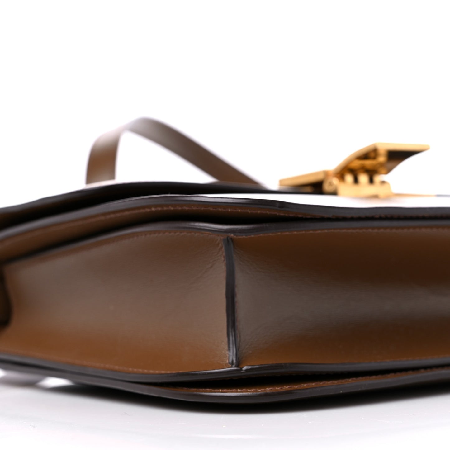 Smooth Calfskin Medium Classic Box Flap Bag Camel