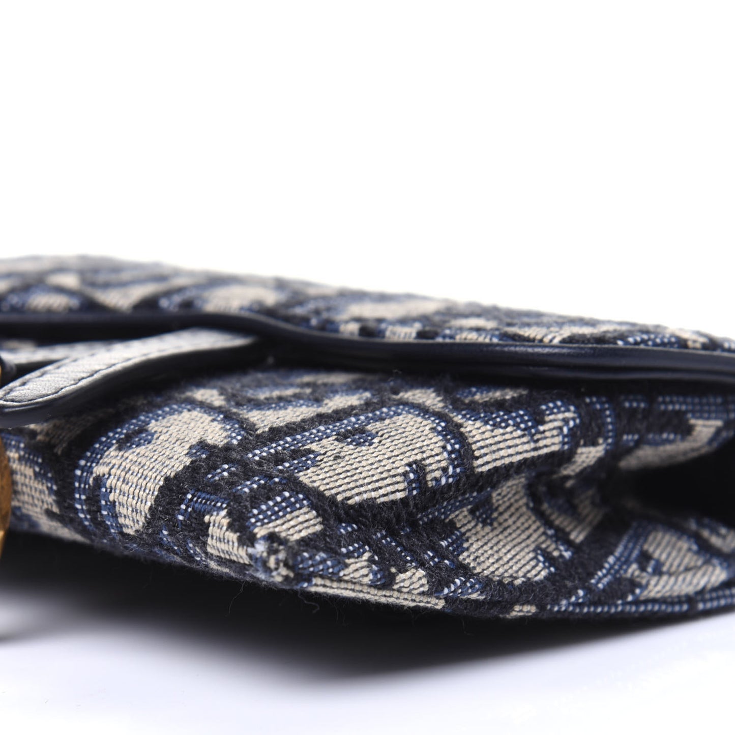 Oblique Nano Saddle Chain Pouch Blue