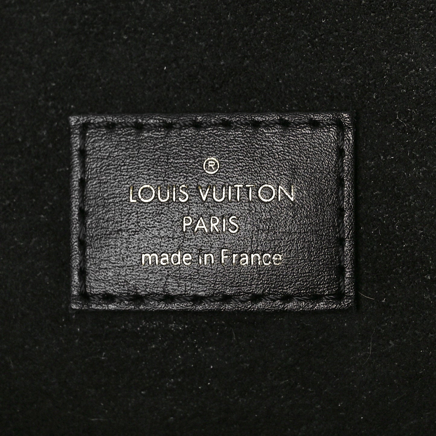 Reverse Monogram Pochette Metis