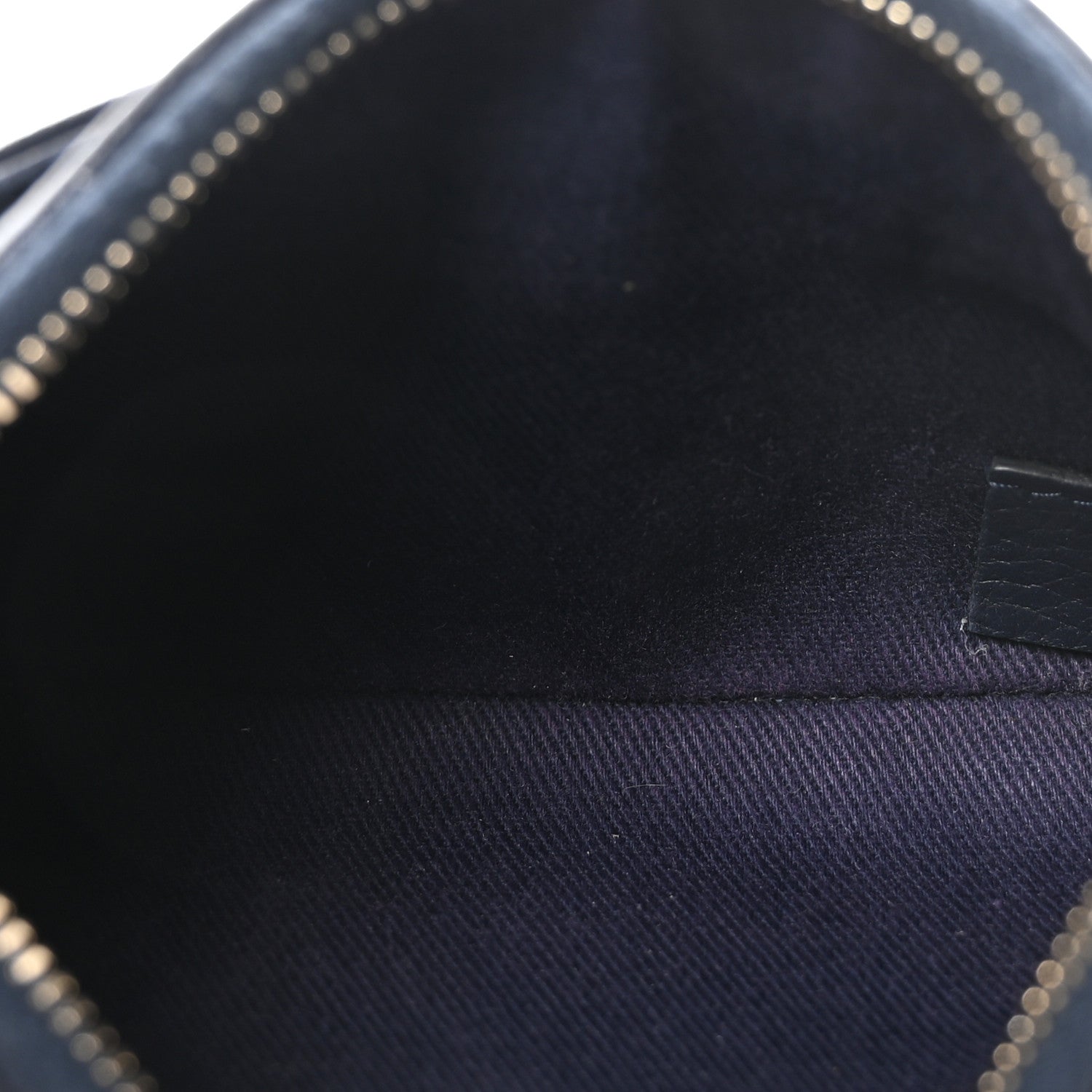 Chanel Grained Calfskin Neo Executive Cosmetic Case Navy 5 of 7