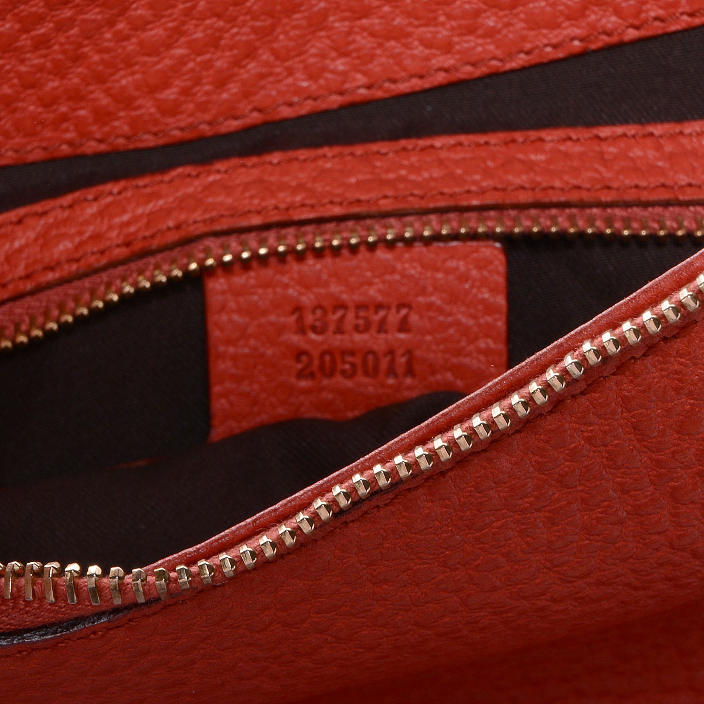 Pebbled Leather Bamboo Ring Hobo Red