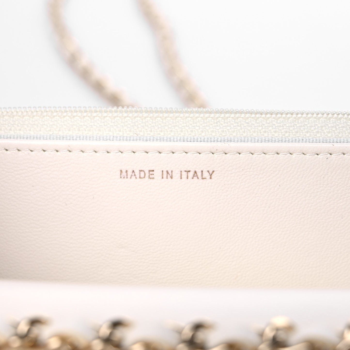Lambskin Quilted Trendy CC Wallet On Chain WOC White
