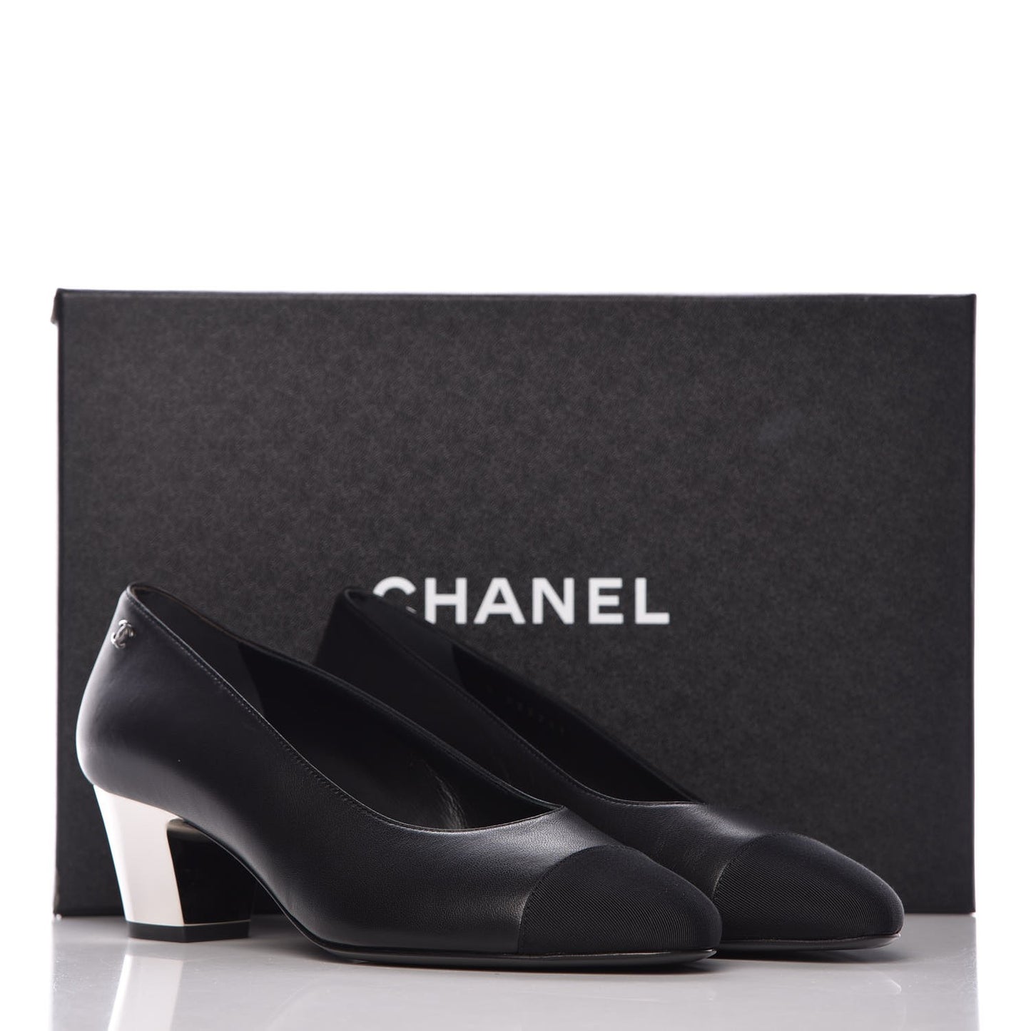 Lambskin Grosgrain CC Pumps 36 Black