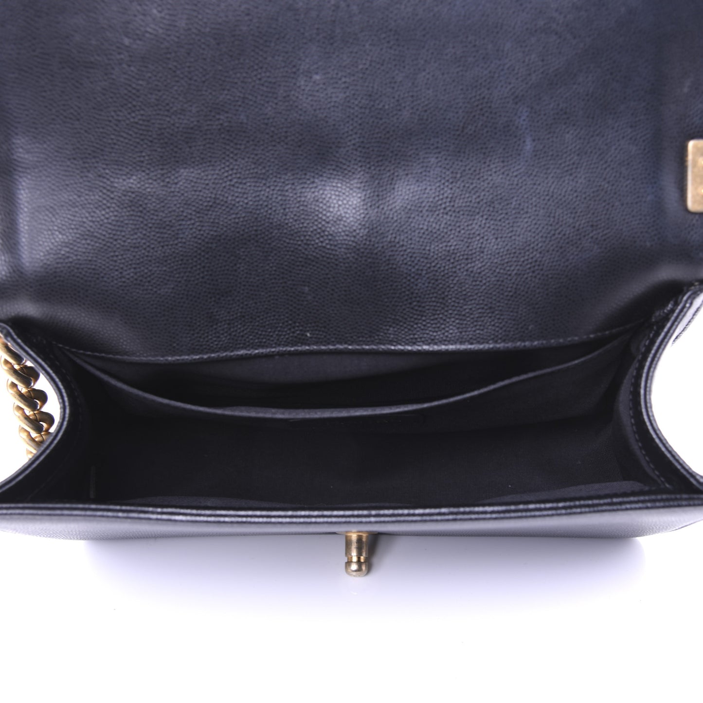 Caviar Quilted Medium Boy Flap Black