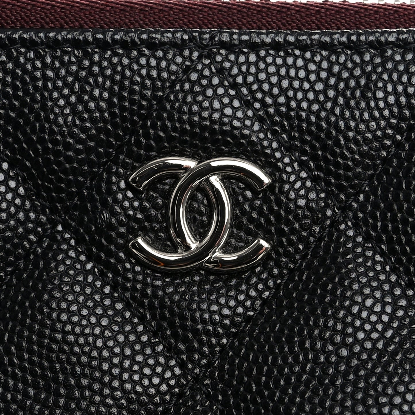 Caviar Quilted Medium Cosmetic Case Black