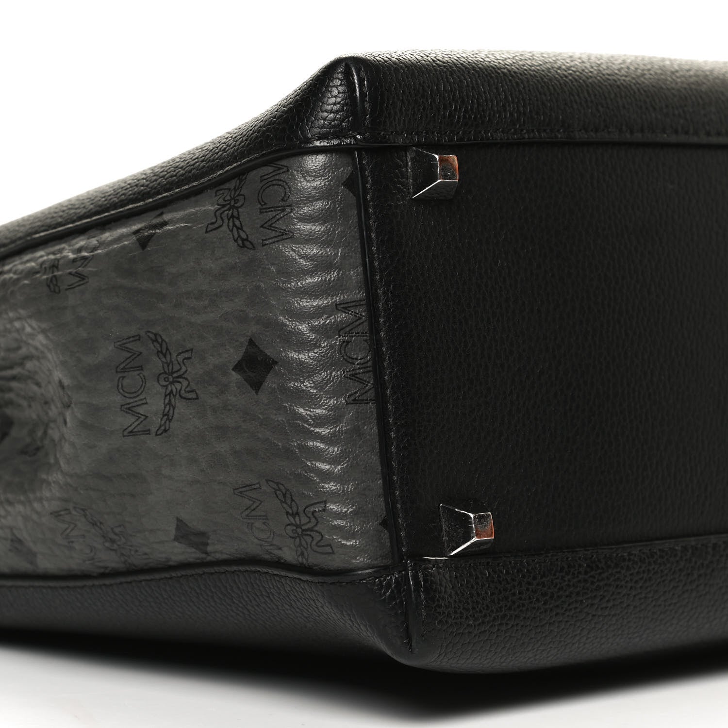 MCM Grained Calfskin Visetos Medium Sarah Hobo Black 5 of 17