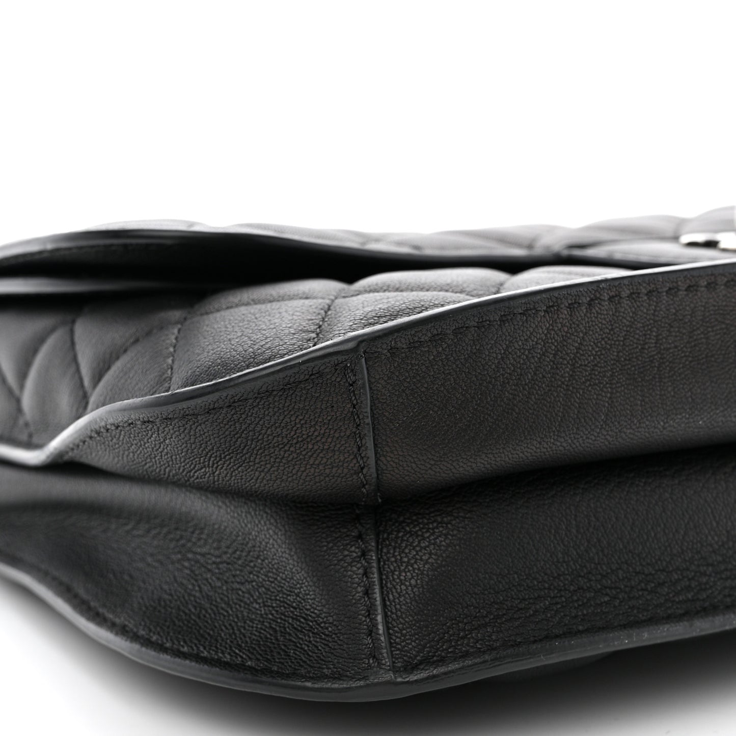 Lambskin Quilted Large Natural CC Flap Black