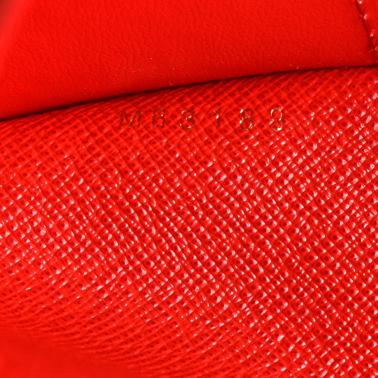 Louis Vuitton LOUIS VUITTON Monogram 2019 Christmas Animation Passport Cover Rouge 7 of 7