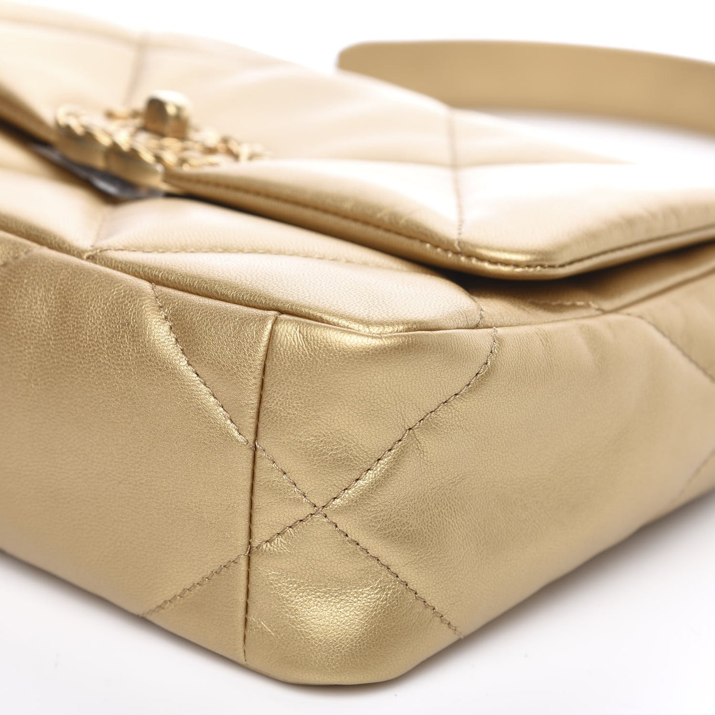 Metallic Goatskin Quilted Medium 19 Flap Gold