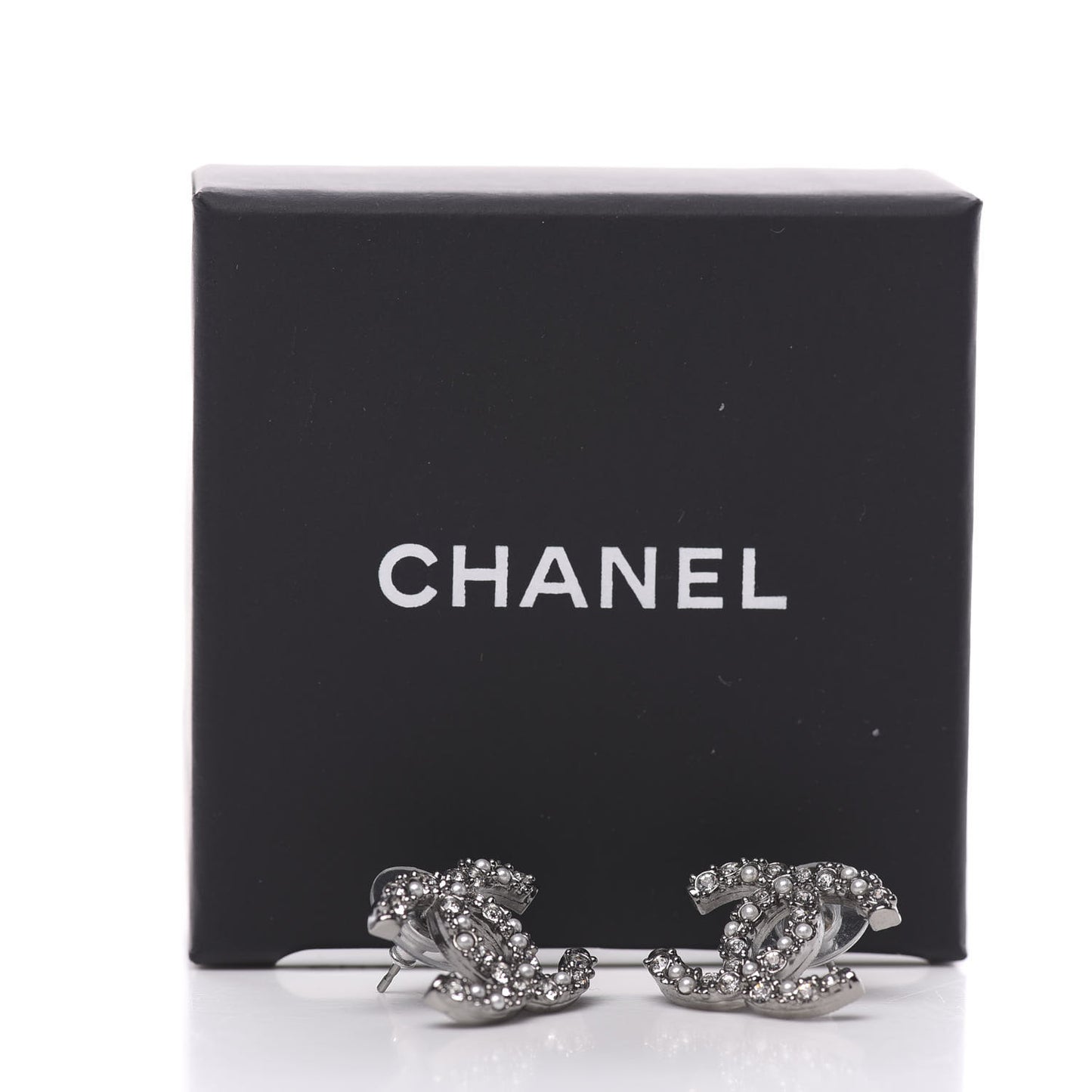 Pearl Crystal CC Earrings Ruthenium
