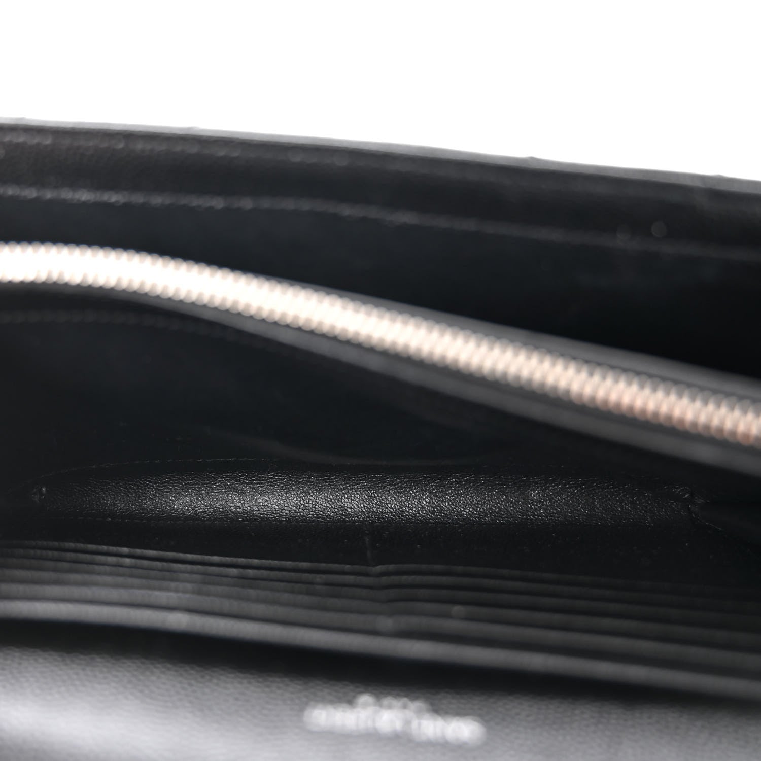 Saint Laurent Grain De Poudre Matelasse Chevron Monogram Chain Wallet Black 5 of 10