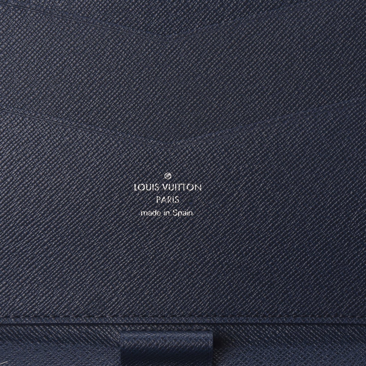 Damier Graphite Essential iPad Case
