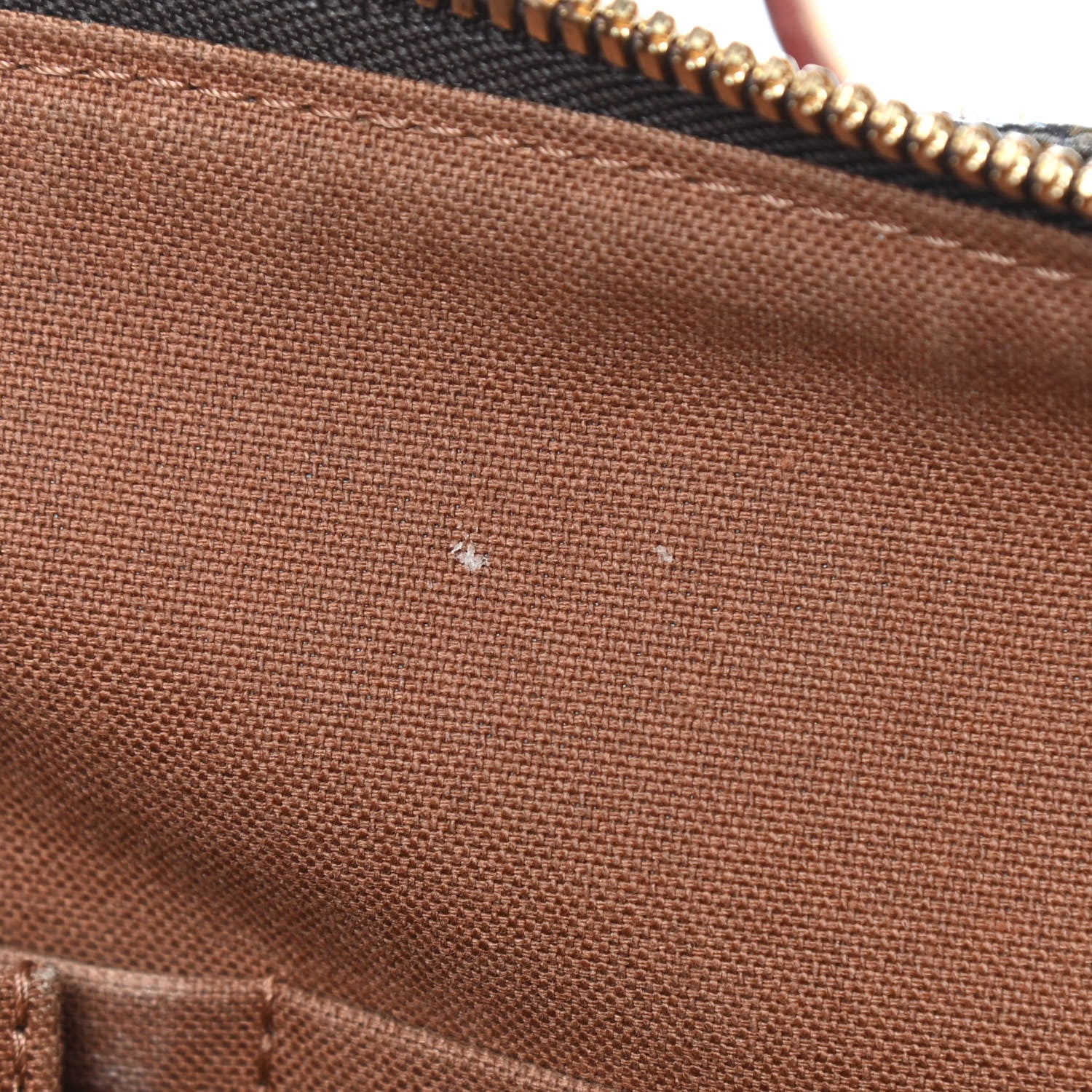 Louis Vuitton Monogram Riveting 8 of 16