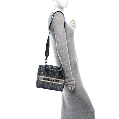 Christian Dior Canvas Embroidered Brocart Medium Lady D-Lite  Blue 3 of 9