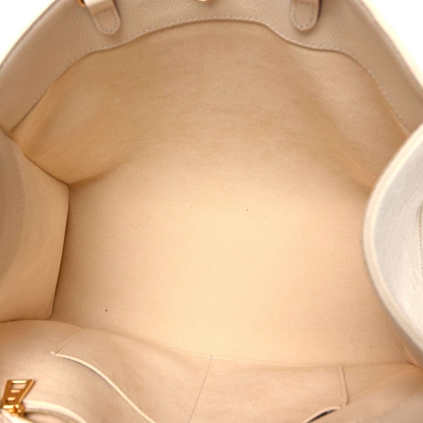 Empreinte Monogram Giant Onthego MM Creme