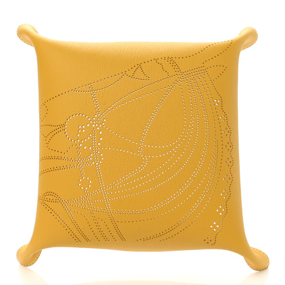Hermes Taurillon Clemence Mises et Relances Robe Du Soire Change Tray Jaune Ivoire 3 of 7
