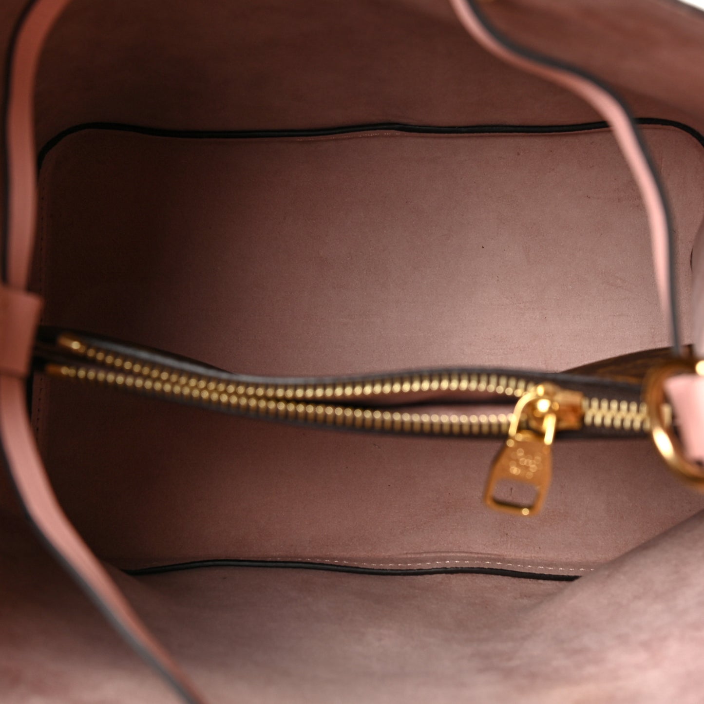 Monogram Neonoe MM Rose Poudre