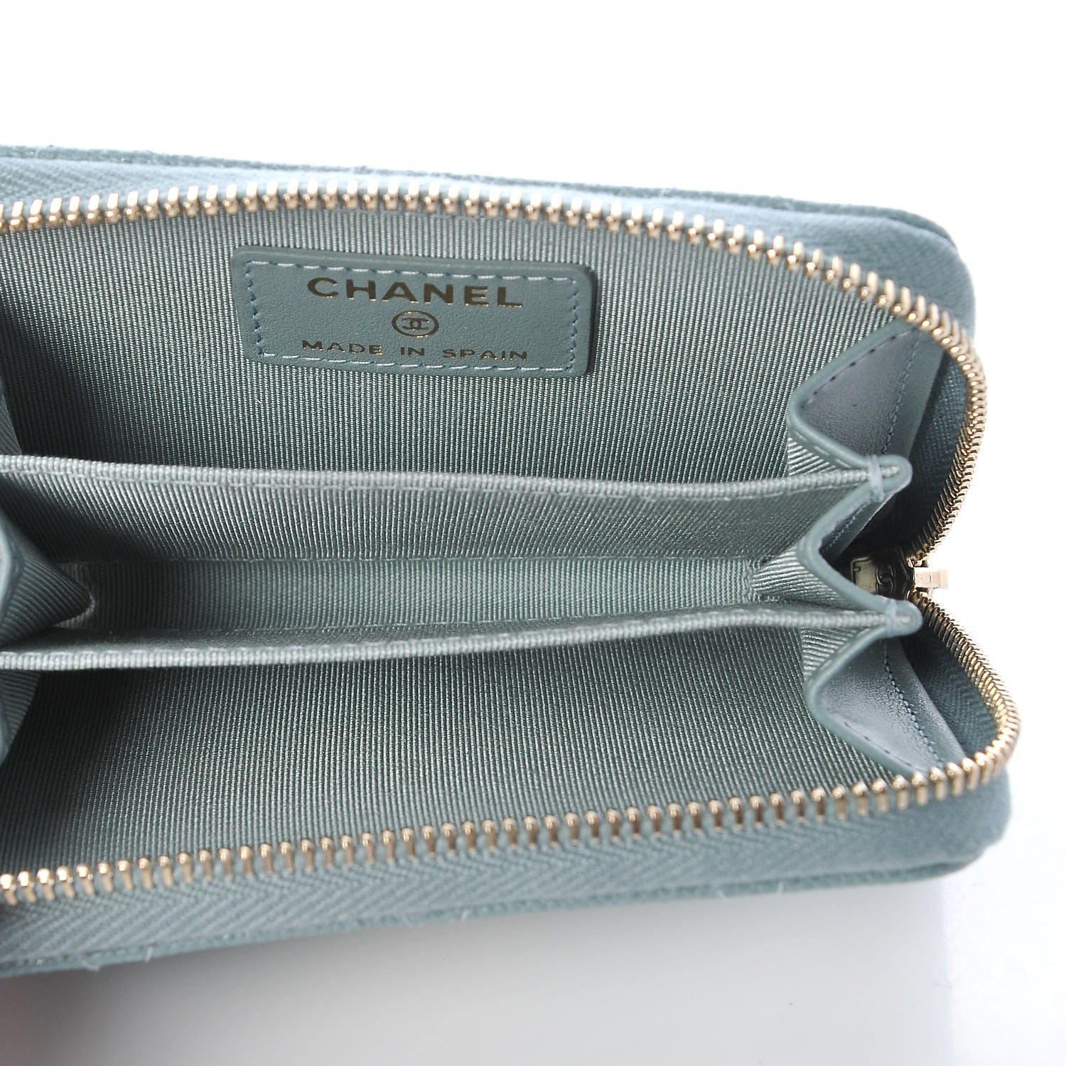 Chanel Iridescent Caviar Quilted Zip Coin Purse Light Blue 5 of 8