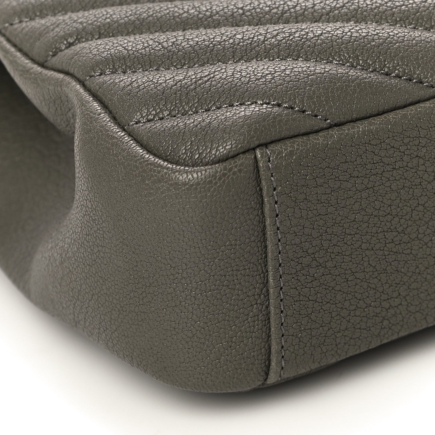 Saint Laurent Sheepskin Matelasse Chevron Monogram Medium College Bag Fog 4 of 8