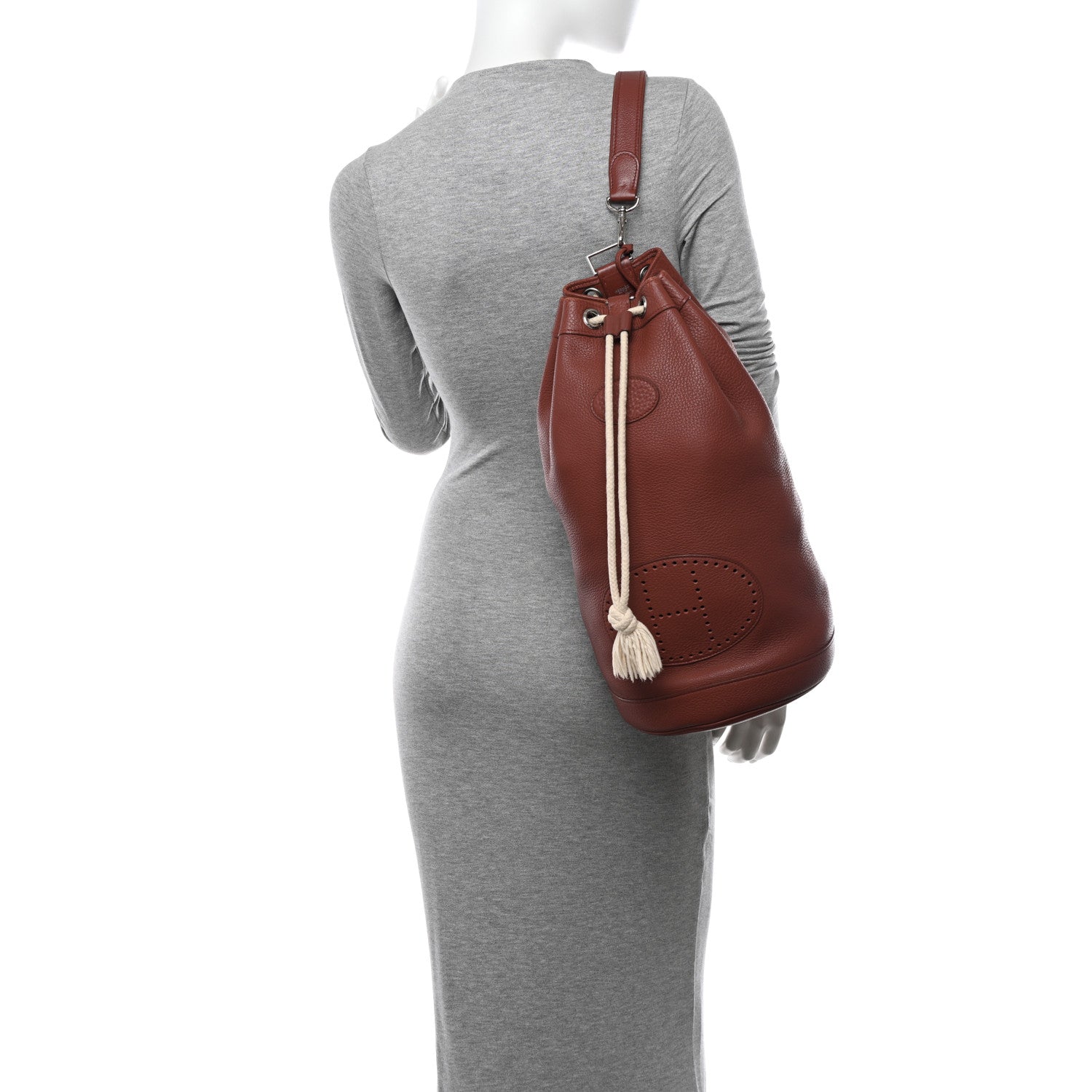 Hermes Taurillon Clemence Lunch Drawstring Bag Rouge H 2 of 10