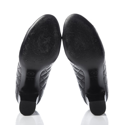 Chanel Lambskin Patent Cap Toe Chain Pumps 37.5 Black 5 of 10