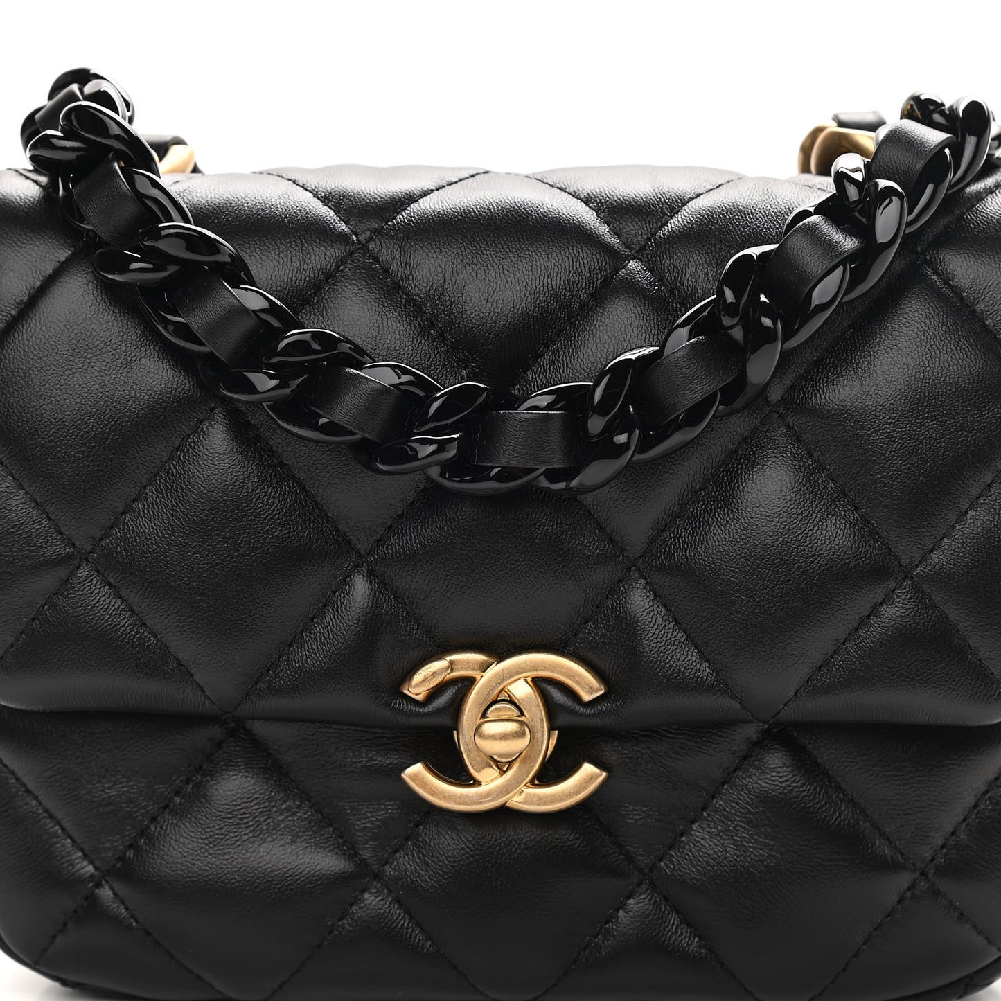 Lambskin Quilted Mini Lacquered Chain Flap Black