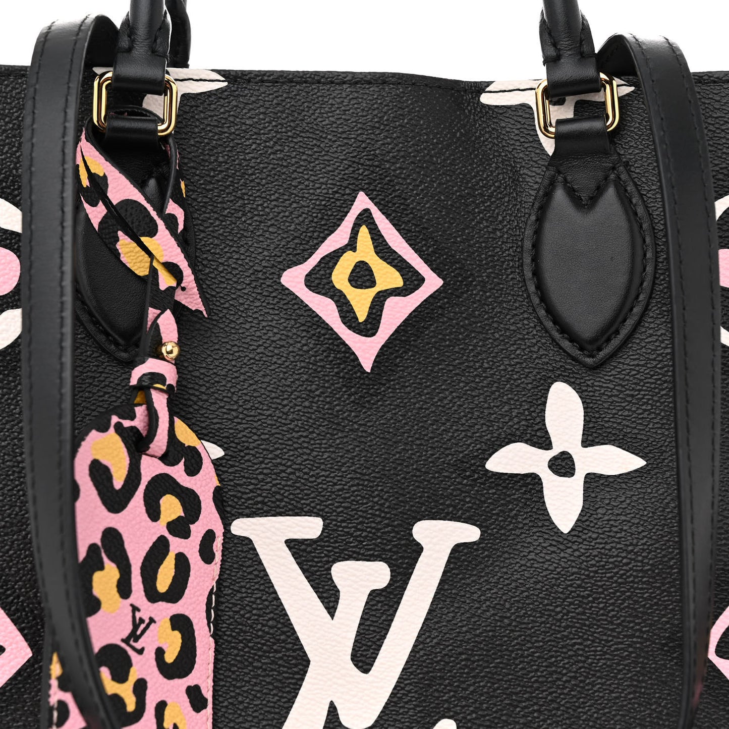 Monogram Giant Wild At Heart Onthego GM Black