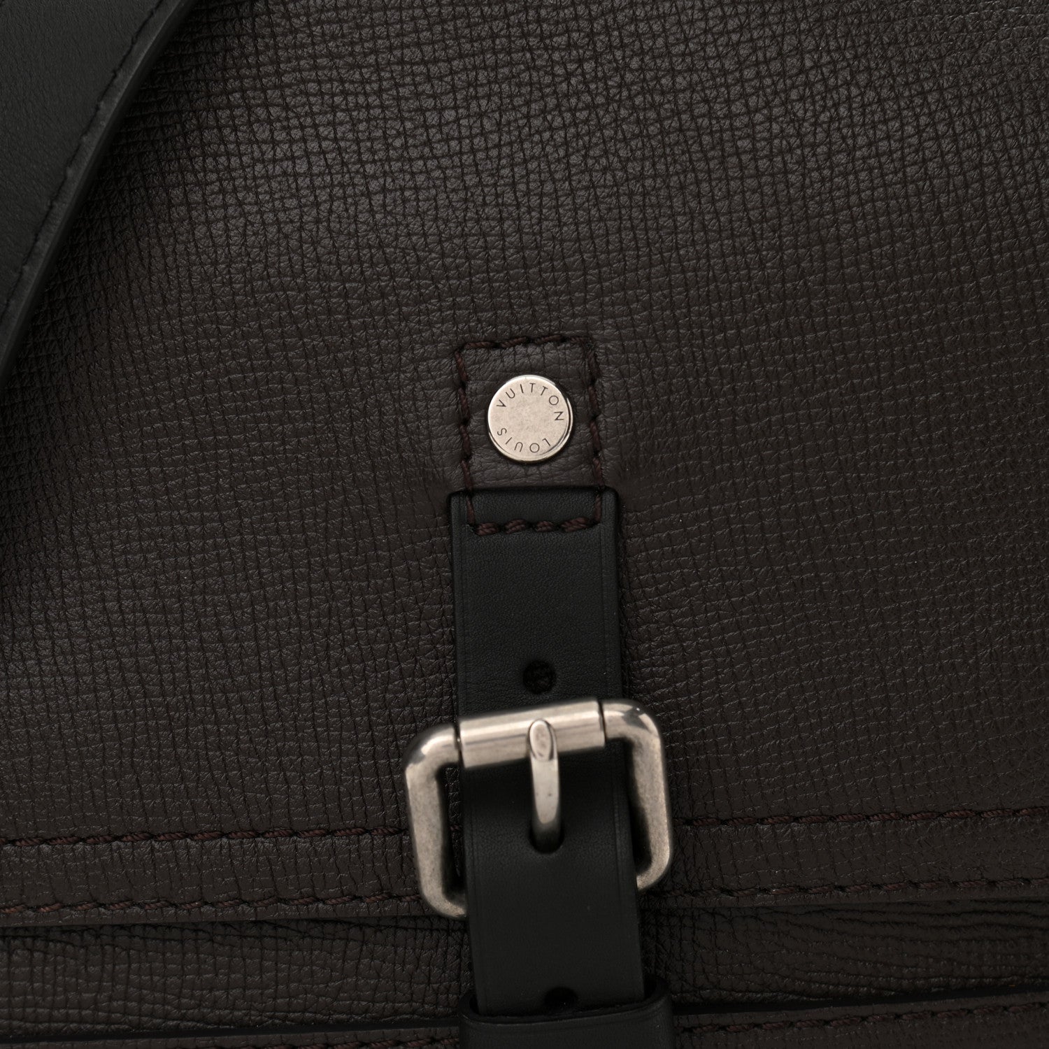 Louis Vuitton Utah Canyon Messenger PM Marron 9 of 9