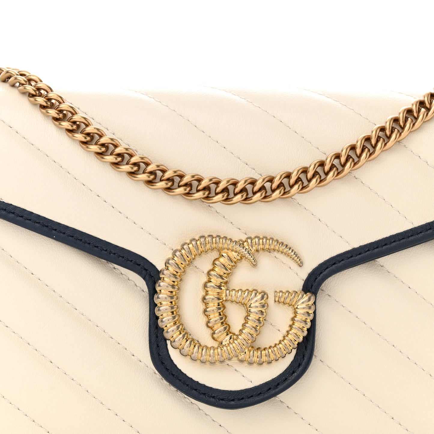 Vintage Effect Calfskin Matelasse Diagonal Torchon GG Marmont Chain Wallet Mystic White Blue Agata