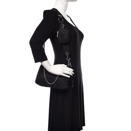 Prada Nylon Re-Edition 2005 Shoulder Bag Black 2 of 11