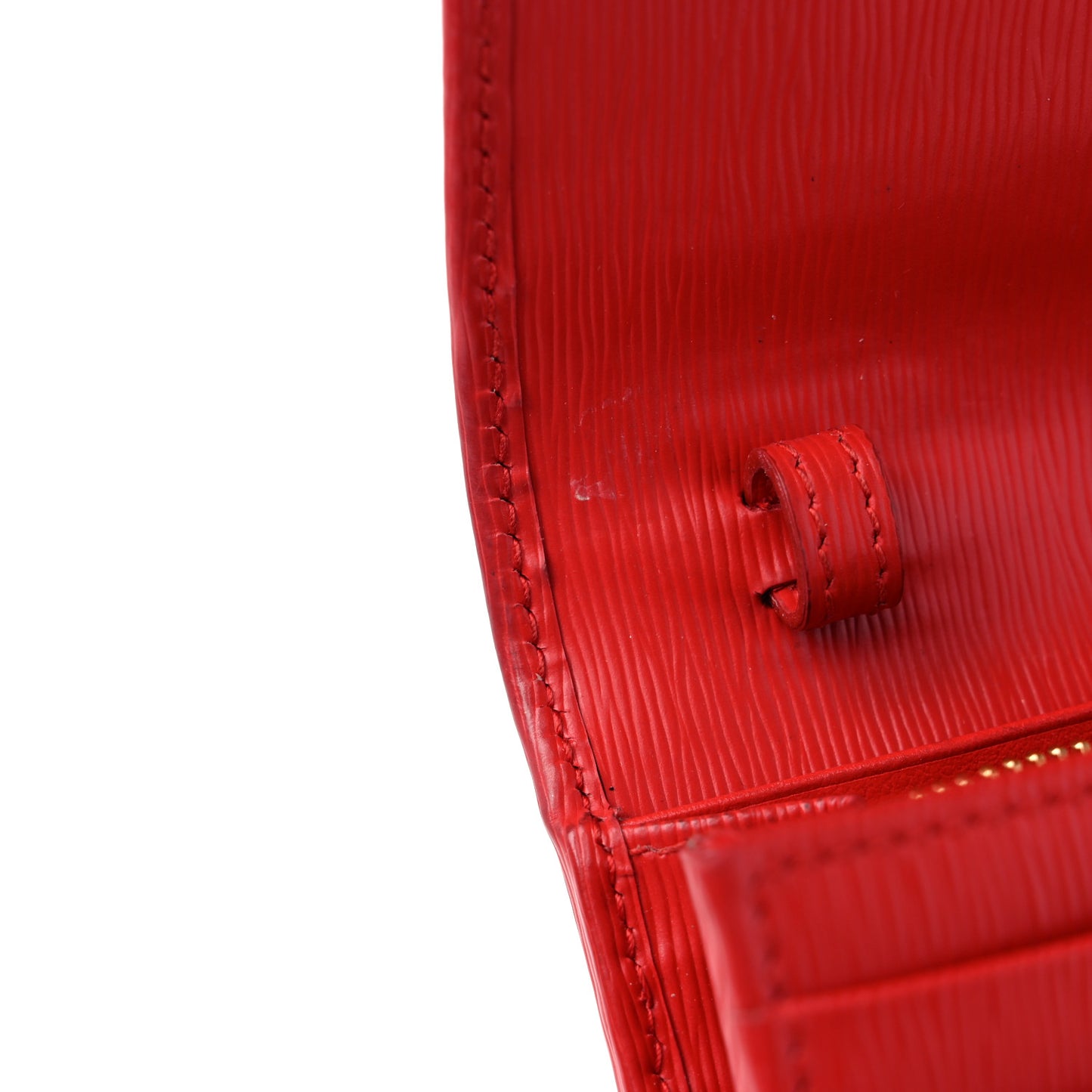 Vitello Move Metal Oro Chain Wallet Lacca