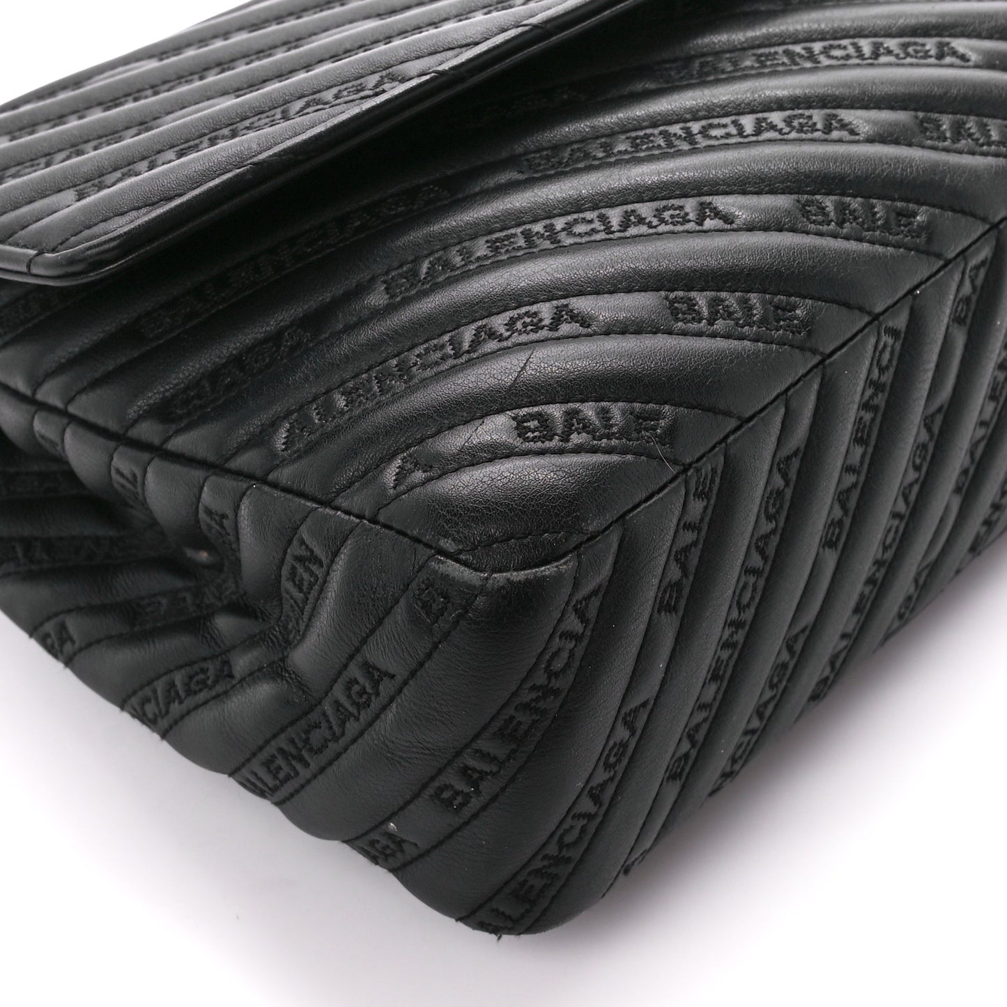 Calfskin Logo Matelasse Large BB Flap Chain Shoulder Bag Black