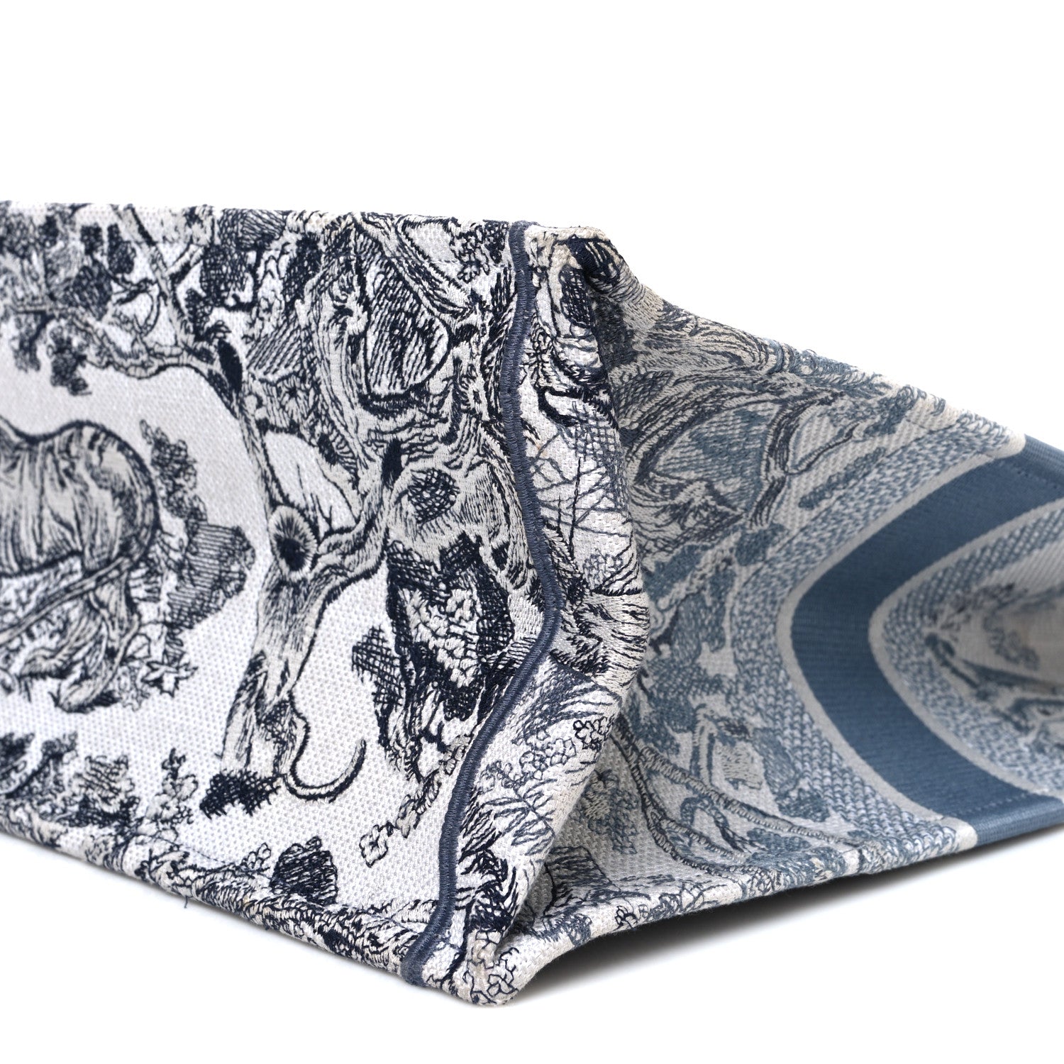 Christian Dior Gradient Canvas Embroidered Large Dioriviera Toile De Jouy Book Tote Blue 10 of 11