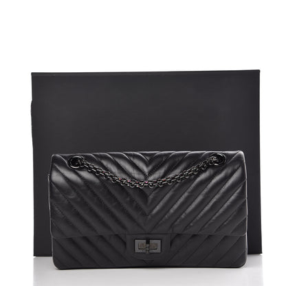Chanel Aged Calfskin Chevron Quilted 2.55 Reissue 225 Flap So Black 8 of 8